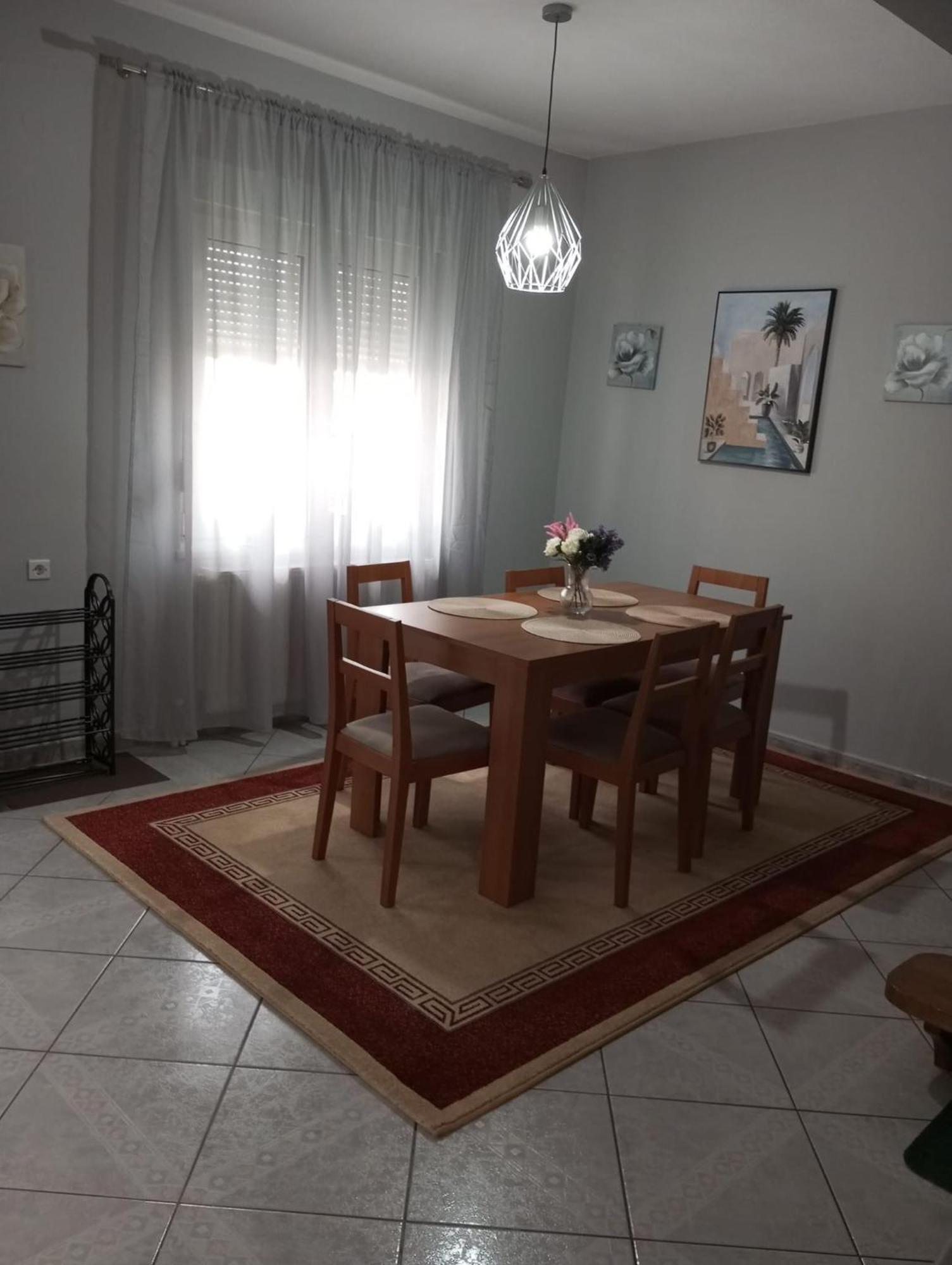 S.T Family Apartement Kalampáka Dış mekan fotoğraf